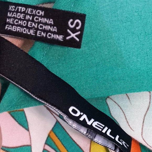 4/$25 O'Neill green floral racerback tie tank top - Picture 5 of 6